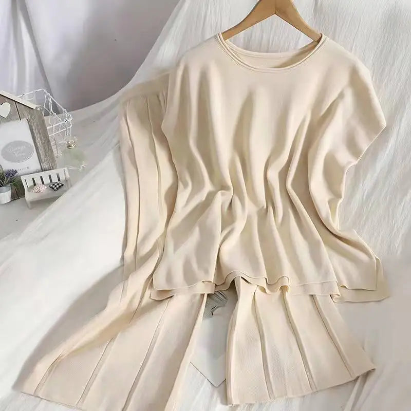 Wholesale 2026 Summer Dress Pullover Round Neck Slit Sleeveless Vest Top Pleated Nine Points Wide Leg Pants Knitted Women's Set-3
