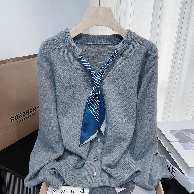 Wholesale 2025 autumn and winter new fashion elegant temperament commuter silk scarf women's sweater-6